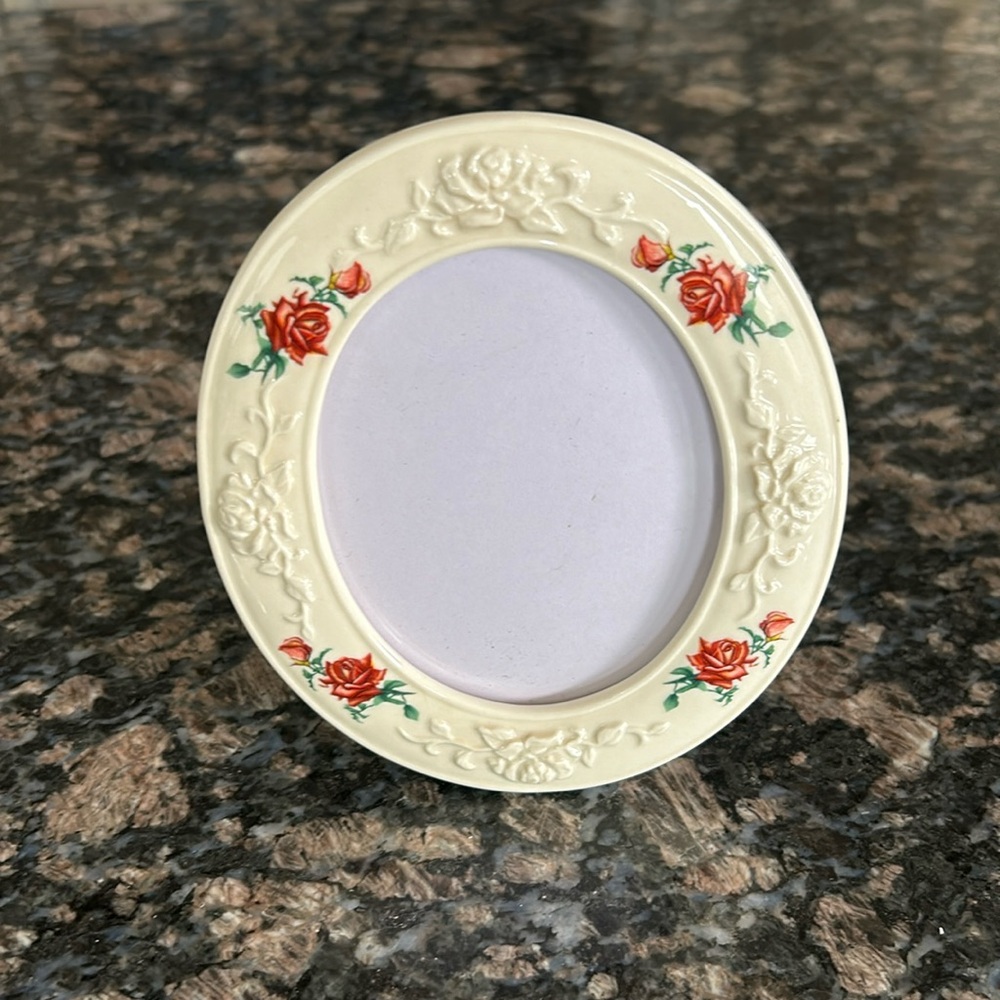 AVON VINTAGE BIRTHDAY GIFT 2007 PRESIDENTS CLUB PORCELAIN FRAME SET OF 3 NWT - Picture 4 of 6